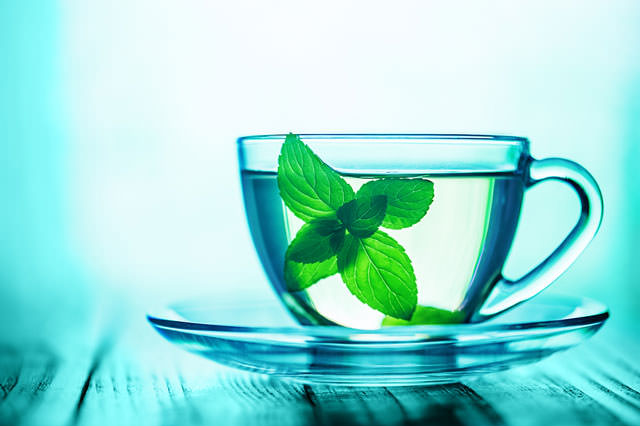 bigstock-mint-tea-with-fresh-mint-leave-51774343