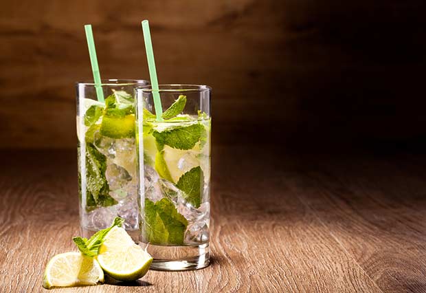 bigstock-Fresh-cold-Mojito-Cocktail-on--45392878