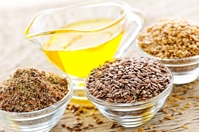 Flax seeds and linseed oil